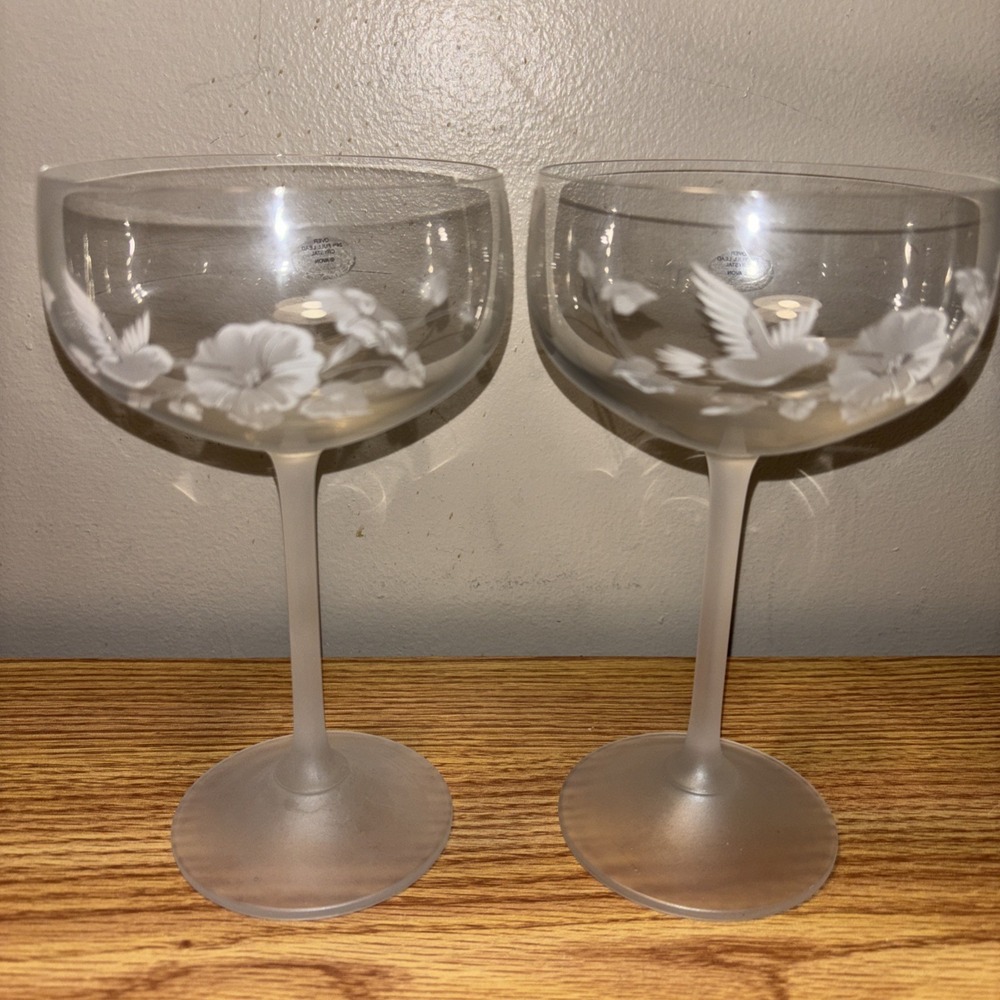 Avon Hummingbird Champagne Sherbet‎ Glasses Set of 2